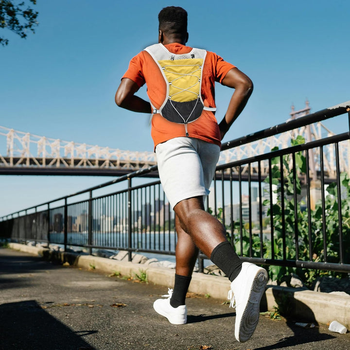 Featherweight Hydration Pack for Running with 2L Water Reservoir – Kaelan