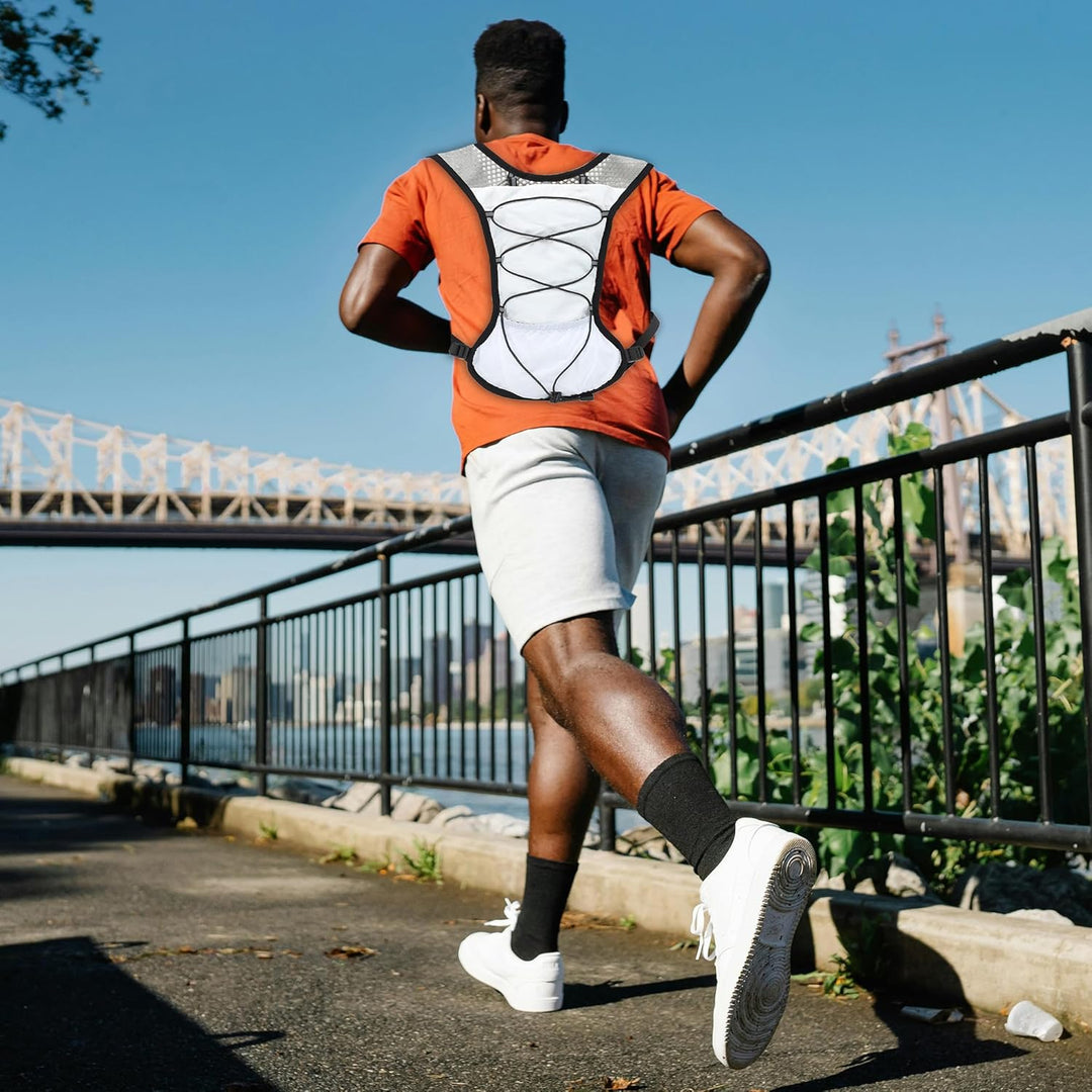 Featherweight Hydration Pack for Running with 2L Water Reservoir – Kaelan