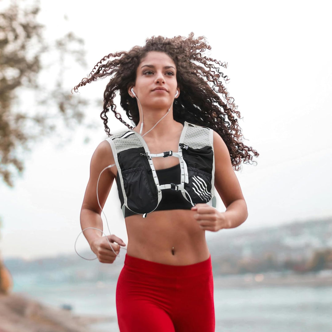 Featherweight Hydration Pack for Running with 2L Water Reservoir – Kaelan
