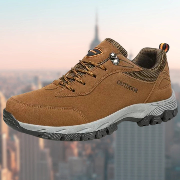 Men's Reliable Brown Trail Sneakers - Sturdy, Grippy, Featherlight