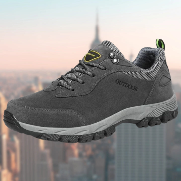 Men's Reliable Brown Trail Sneakers - Sturdy, Grippy, Featherlight