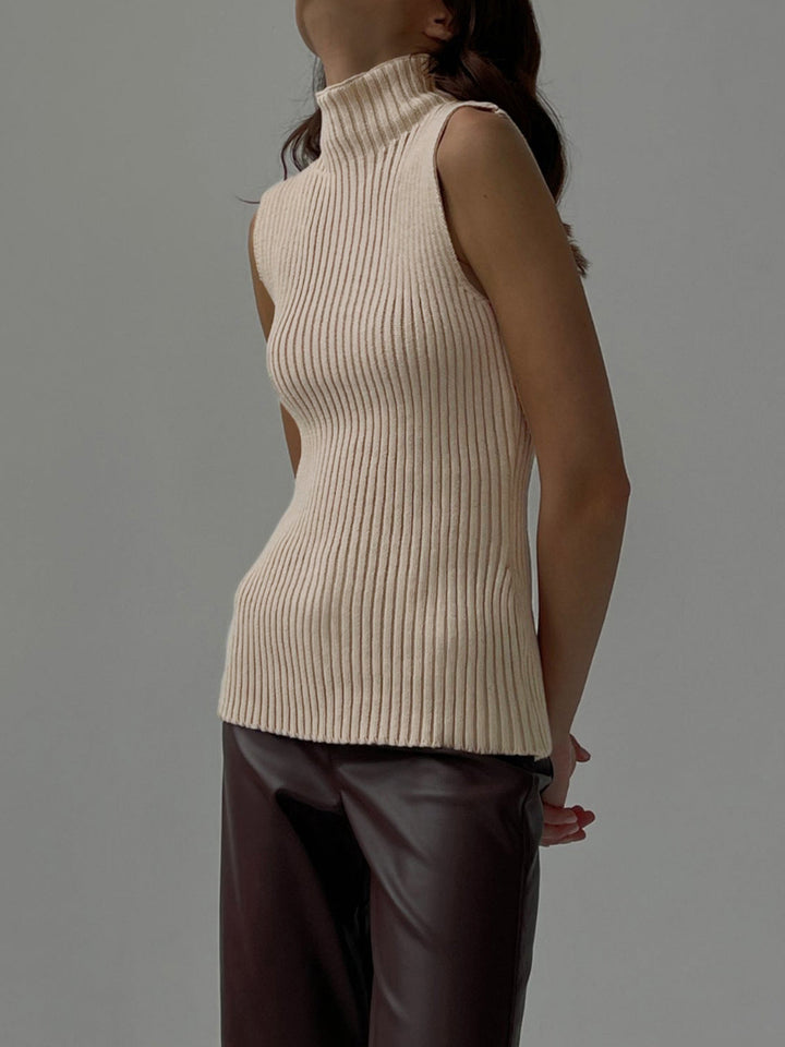 Textured Sleeveless Knit Shirt