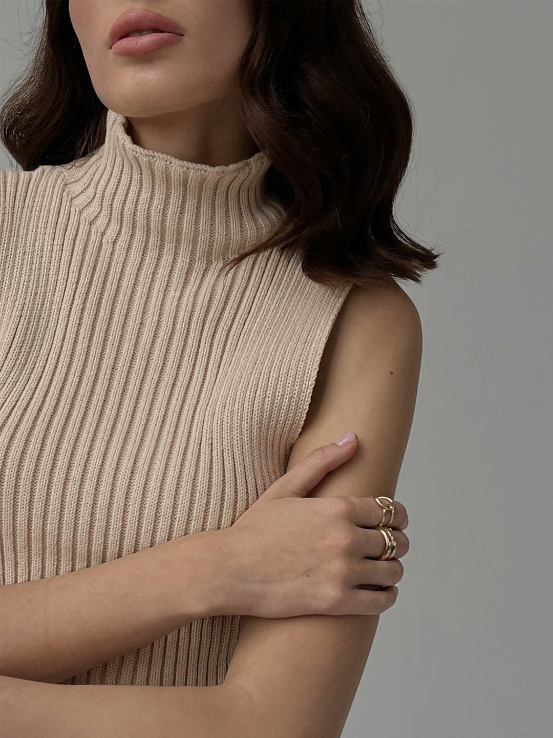 Textured Sleeveless Knit Shirt