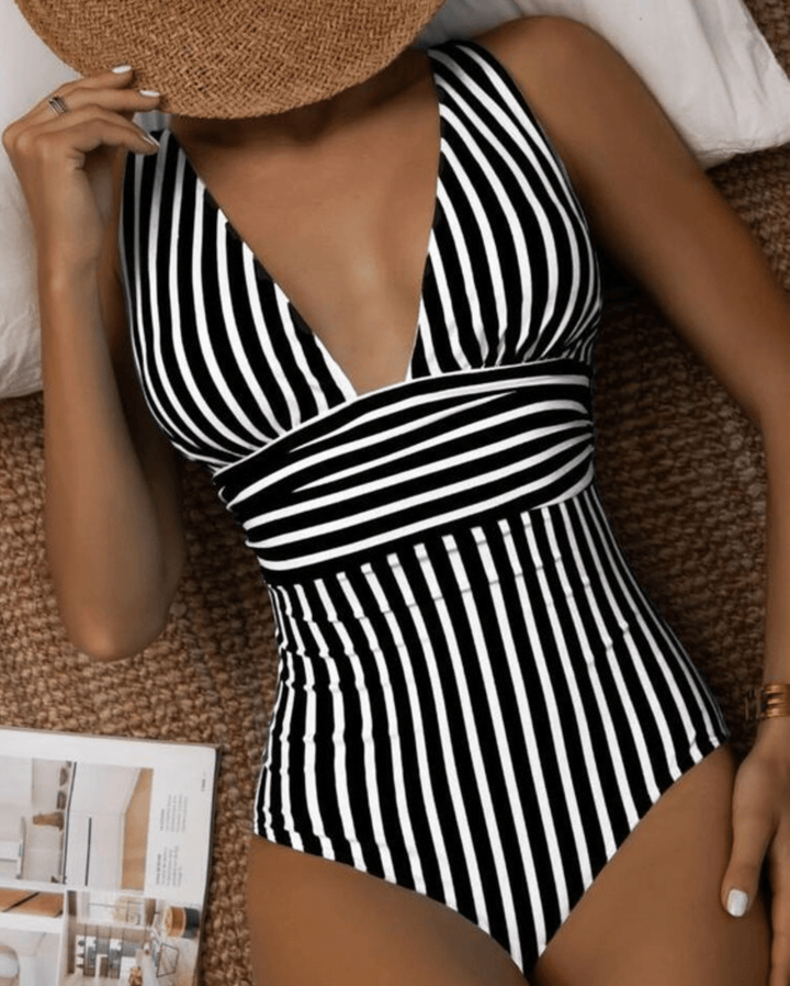 Contemporary Striped Beach Swimwear
