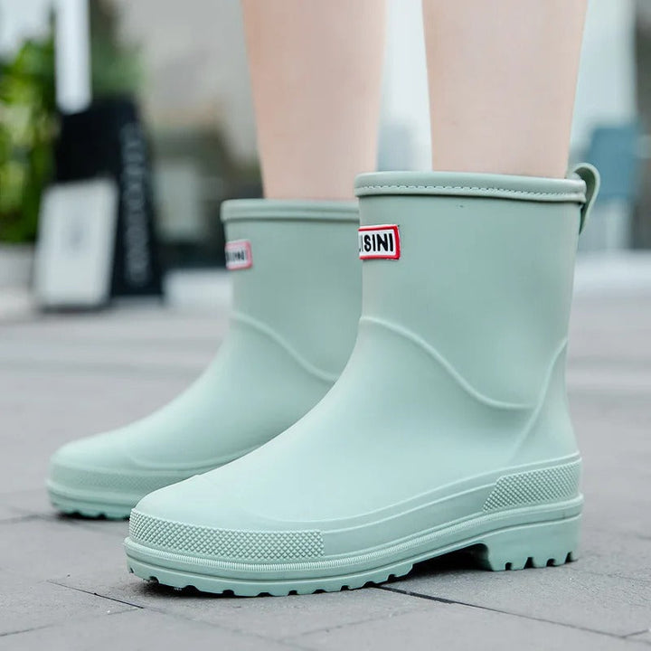 HydraWalker 2.0 | Chic Waterproof Mid-Calf Rain Boots for Ladies