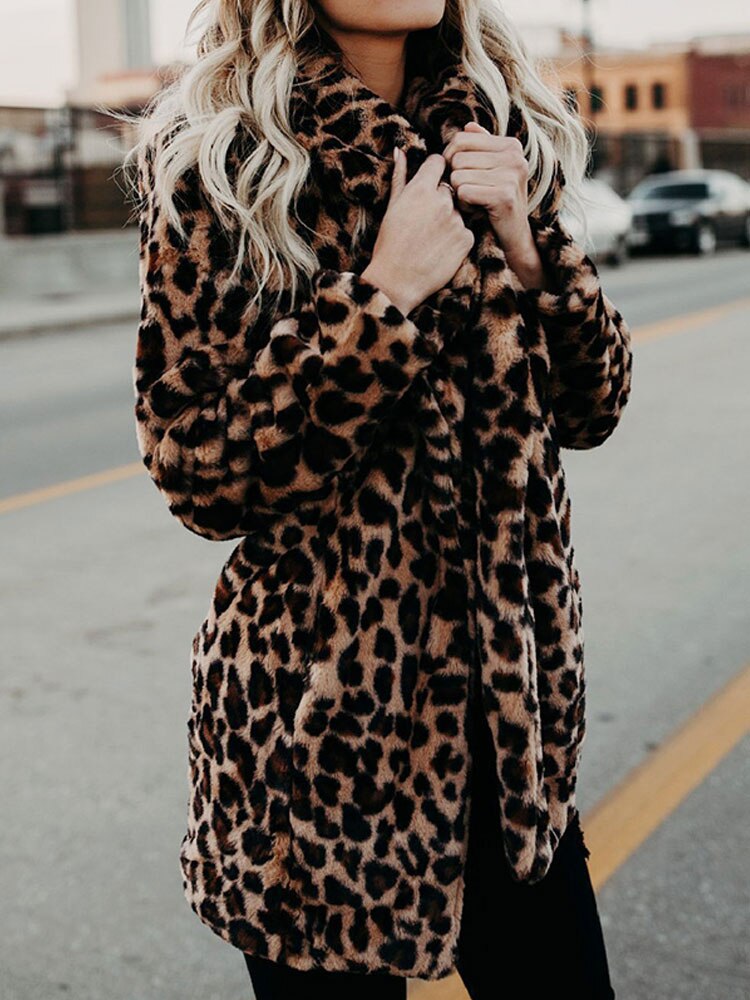 Sofia's Stylish Leopard-Patterned Winter Jacket for Women