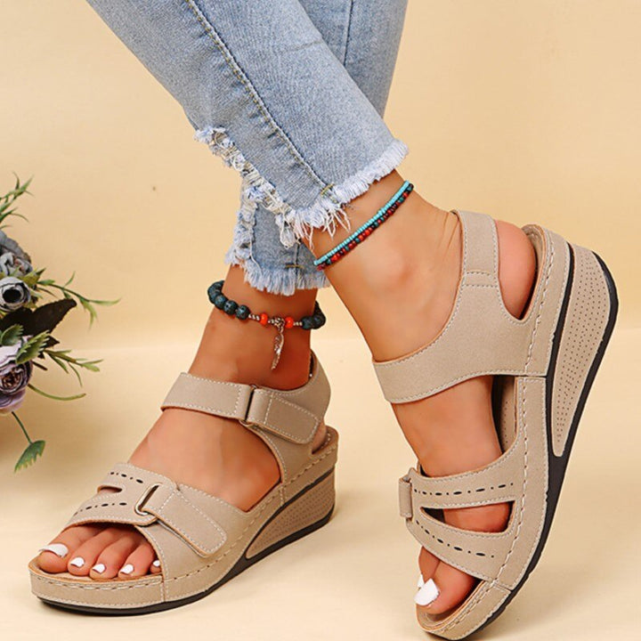 Evelyn Supportive Walking Sandals | Maximum Ease for Extended Strolls
